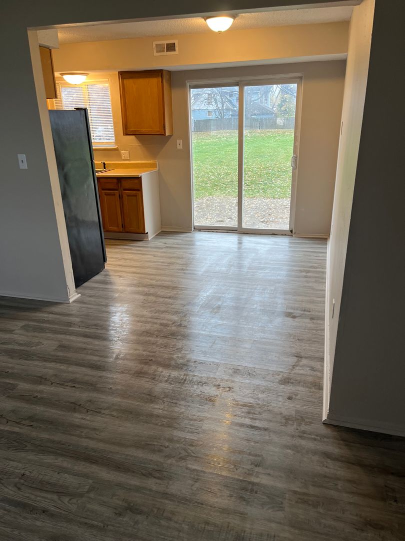 Mexico Apartment: 1221 W Breckinridge Dr.