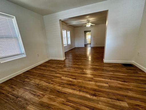 Listing photo thumbnail