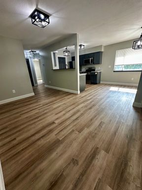 4973 Horseshoe Bend Pkwy 2A, Lake Ozark, MO 65049