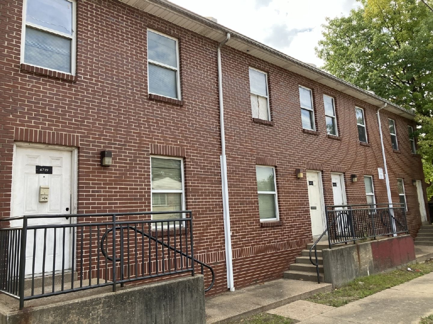 St Louis Apartment: 1400 Obear