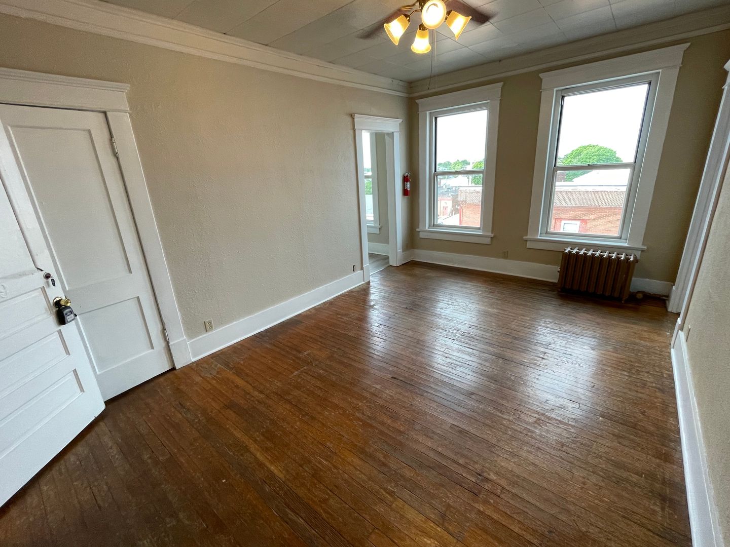 Kirksville Apartment: 202 E Jefferson - 202 E Jefferson St #409