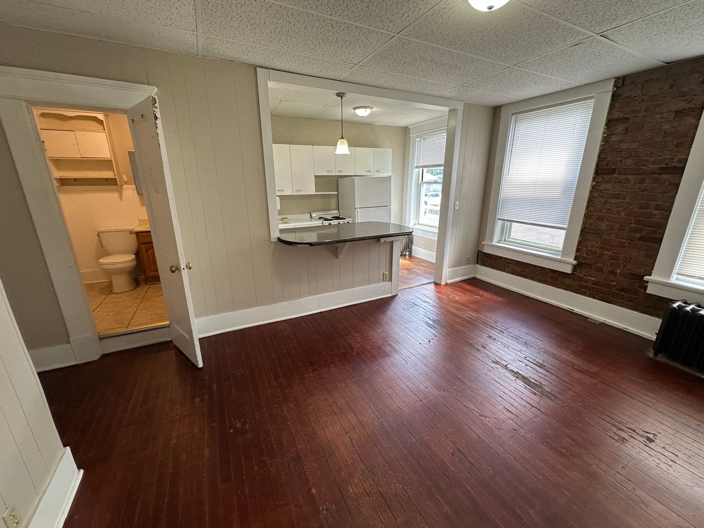 Kirksville Apartment: 202 E Jefferson - 202 E Jefferson St #204