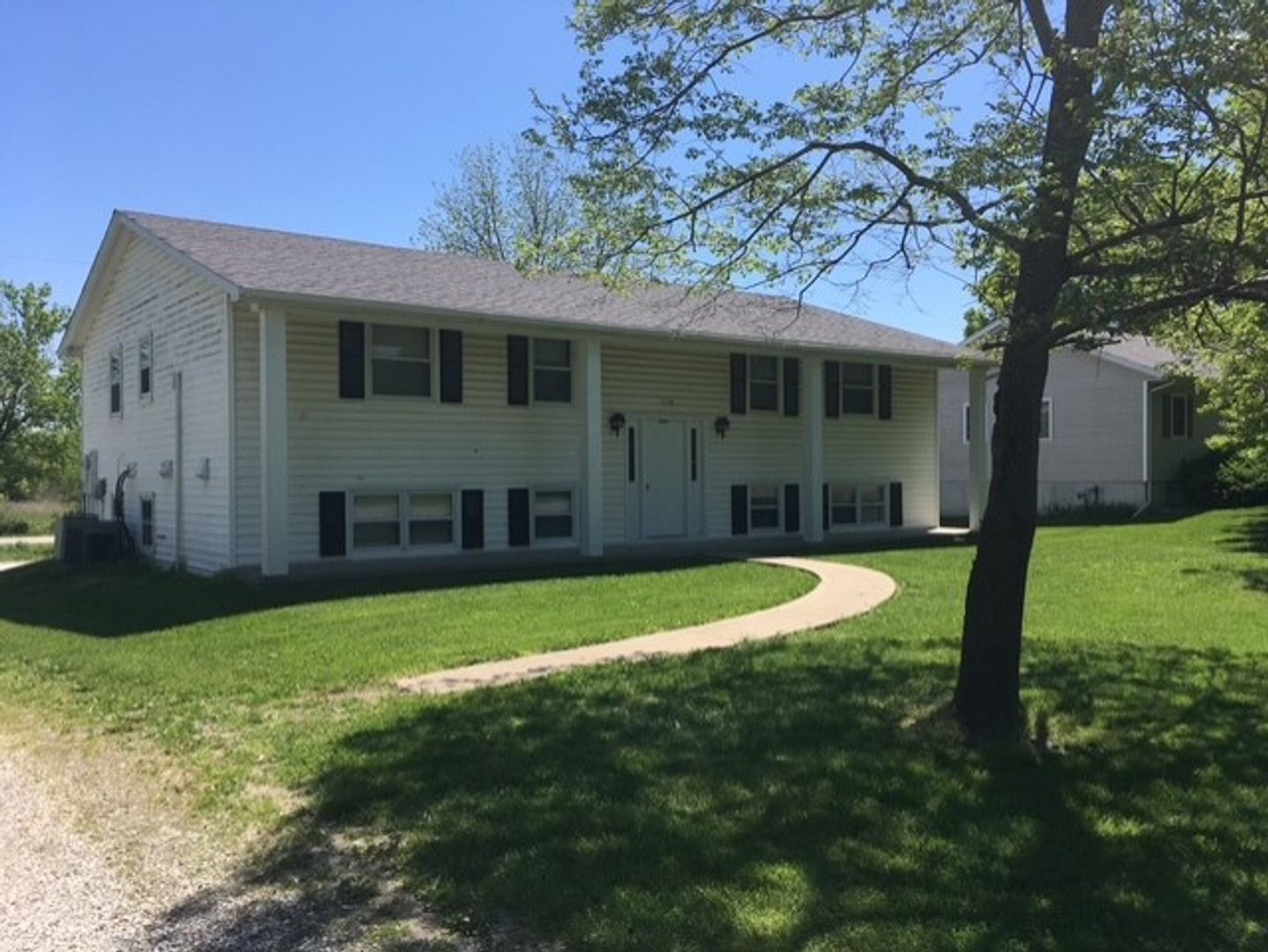 Salisbury Apartment: 1058 Morningside Dr