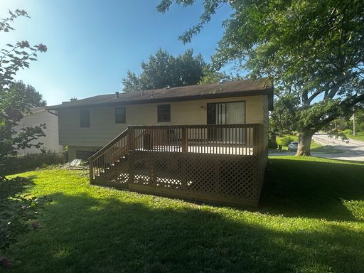 Listing photo thumbnail