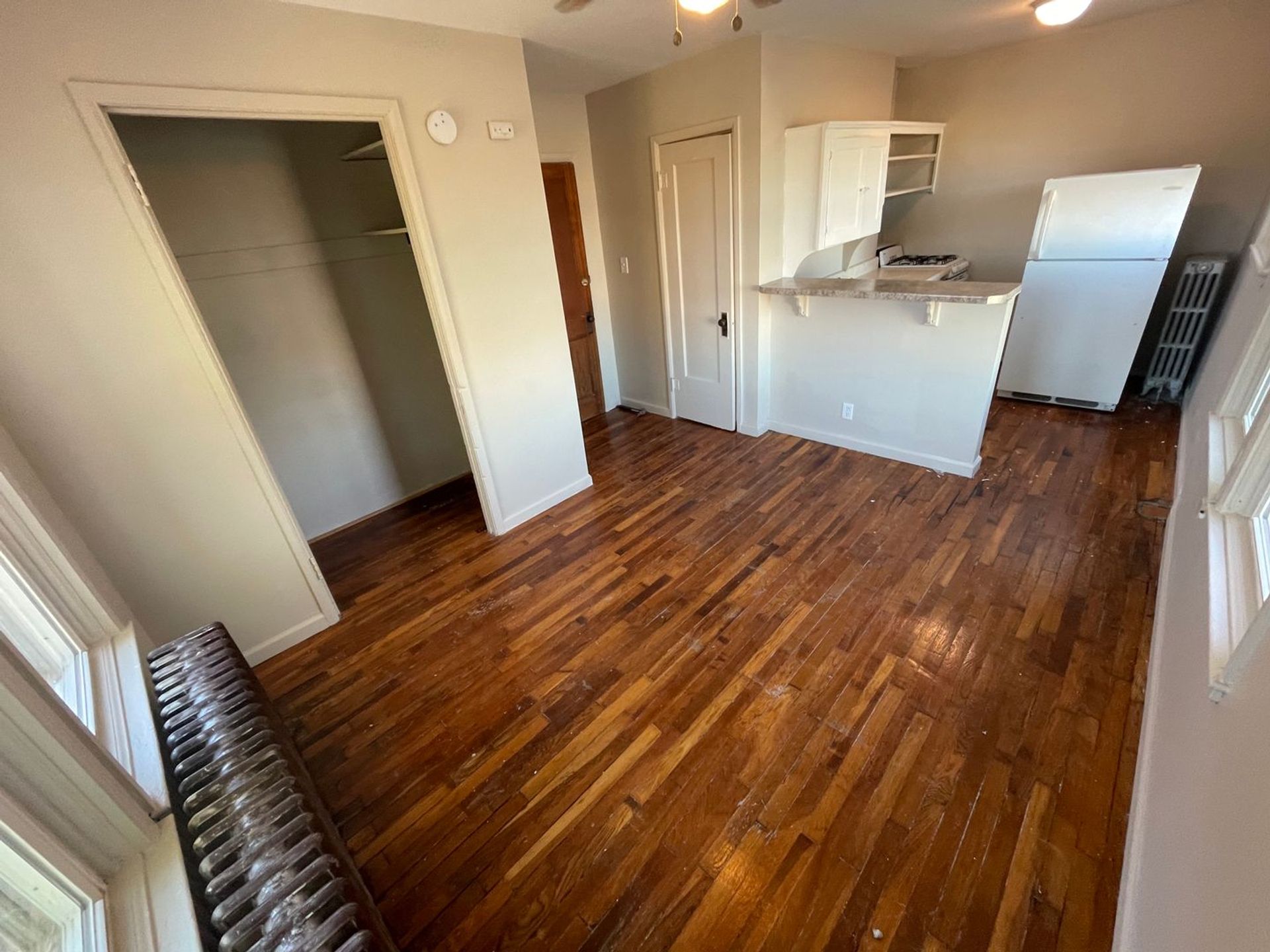 Kirksville Apartment: 207 E Jefferson St