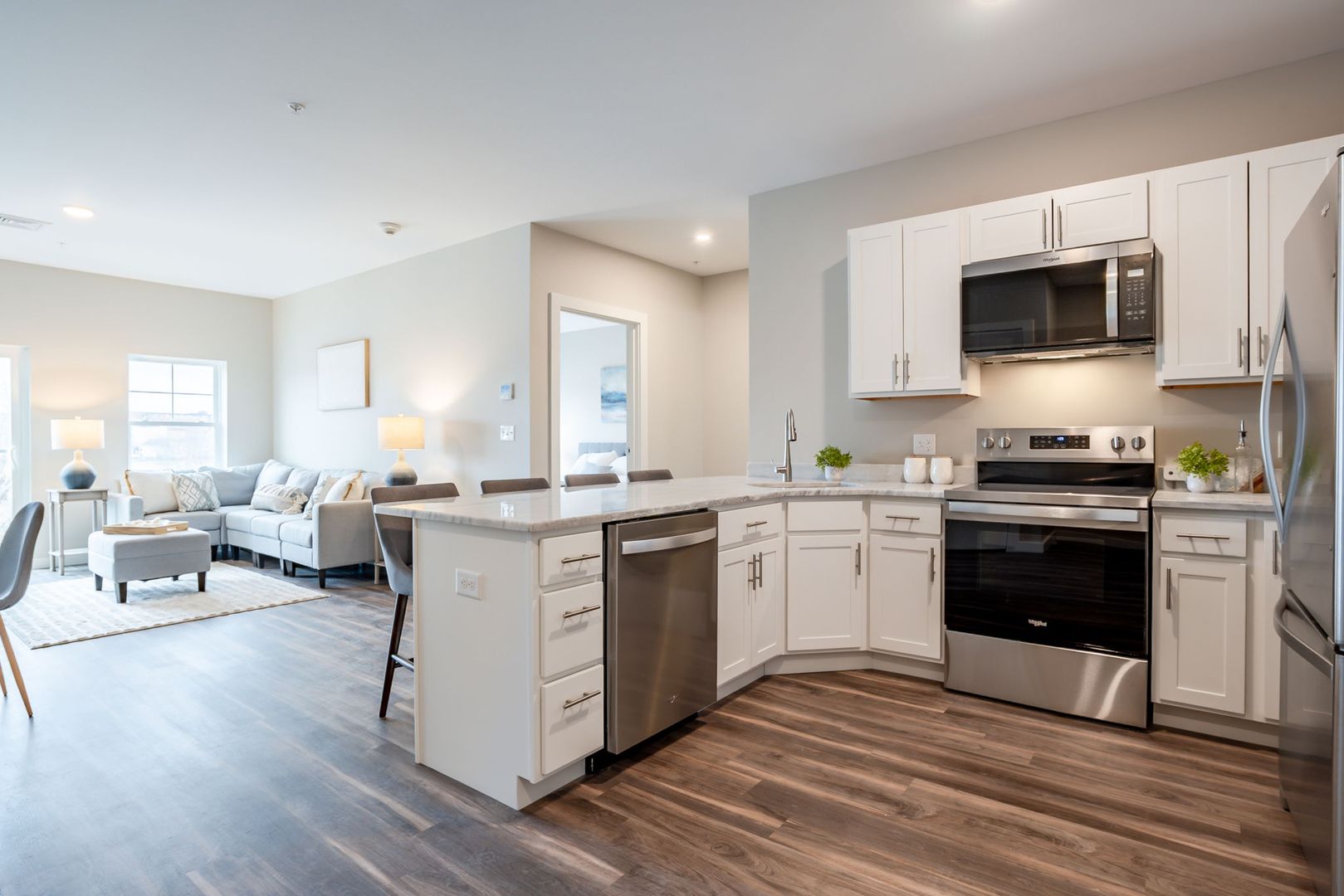 Auburn Apartment: 186 Main Street