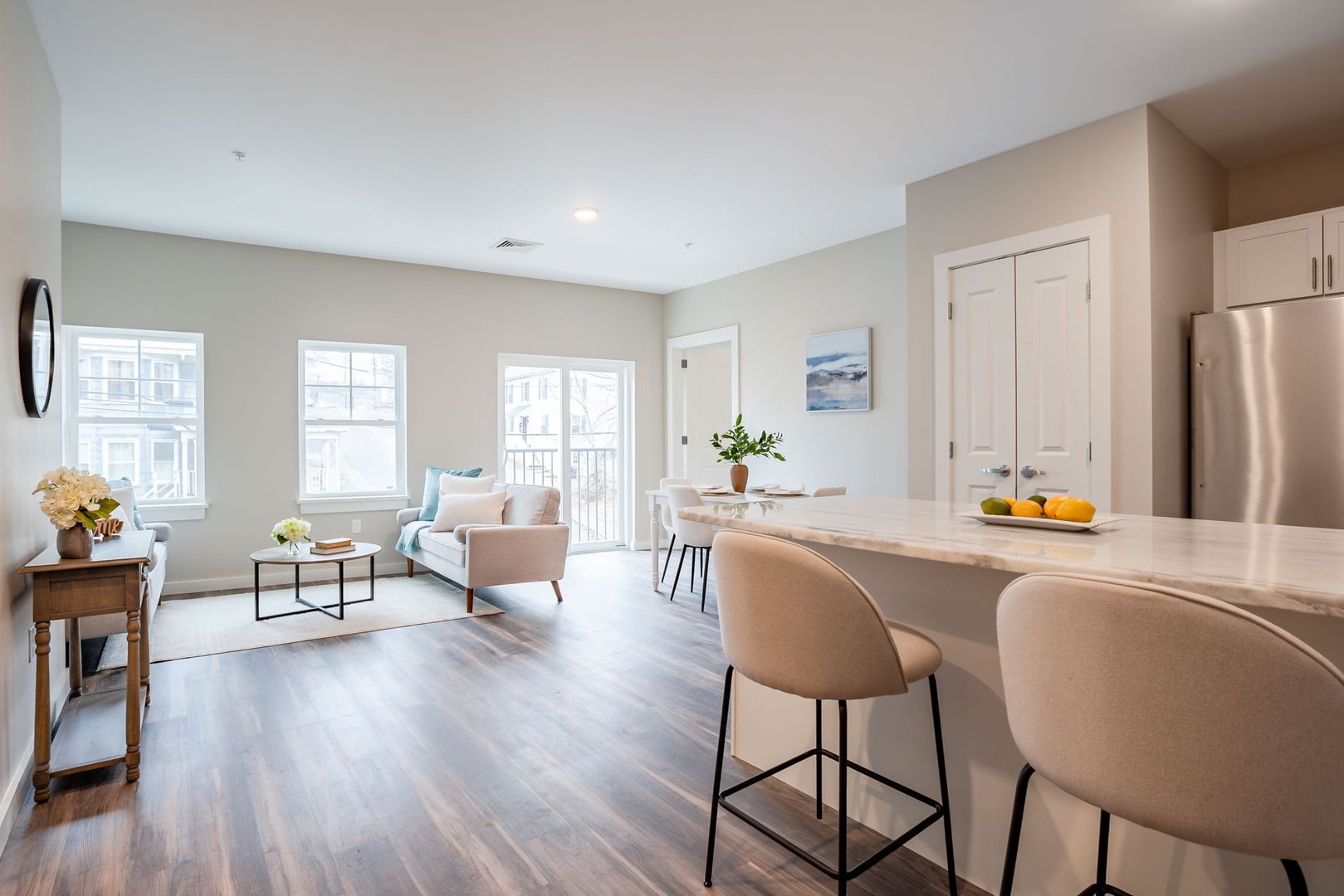 Auburn Apartment: 186 Main Street