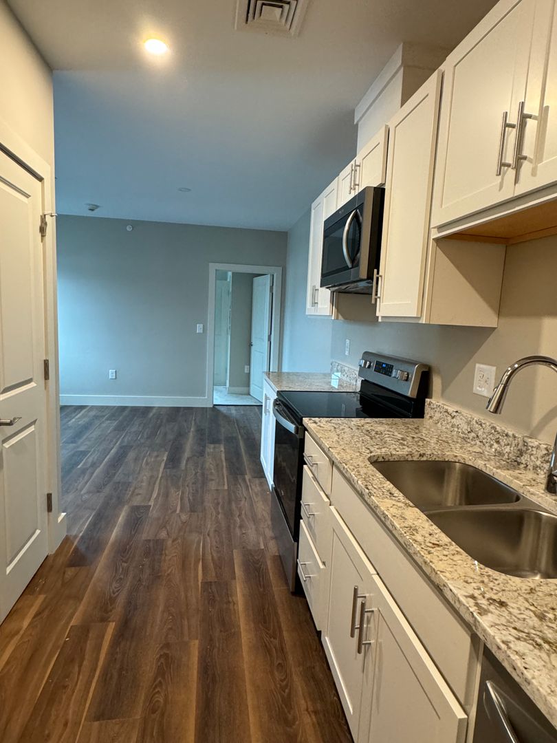 Berwick Apartment: 3 School Street