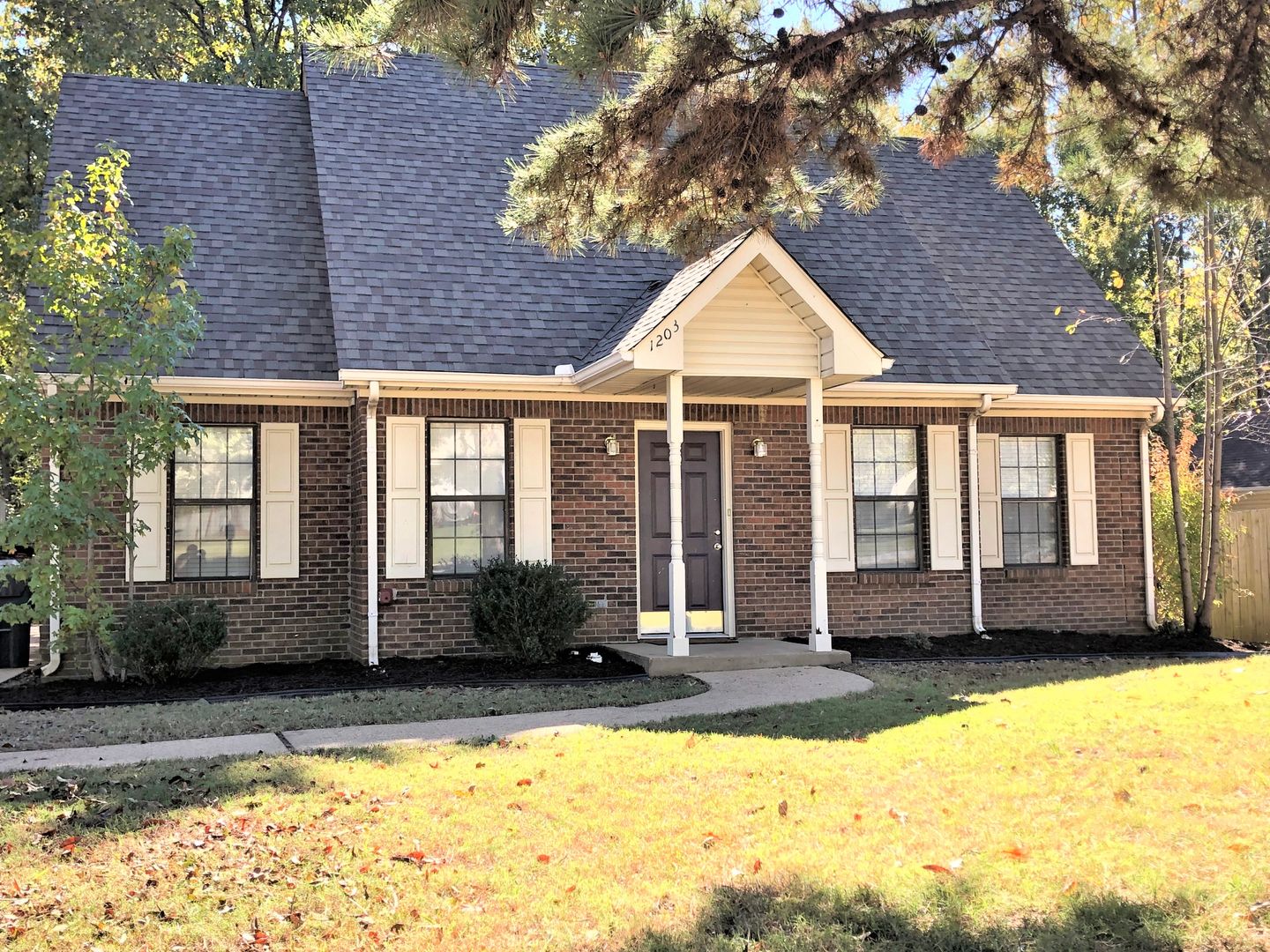 Jonesboro House: 1203 Golf Course