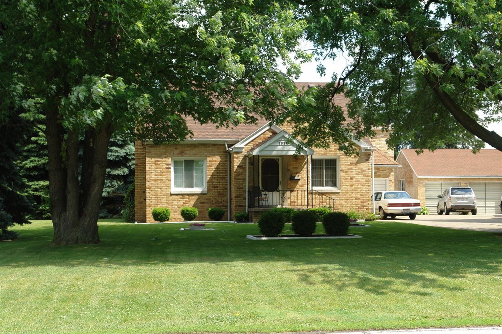 Oregon House: 2831 Starr Ave