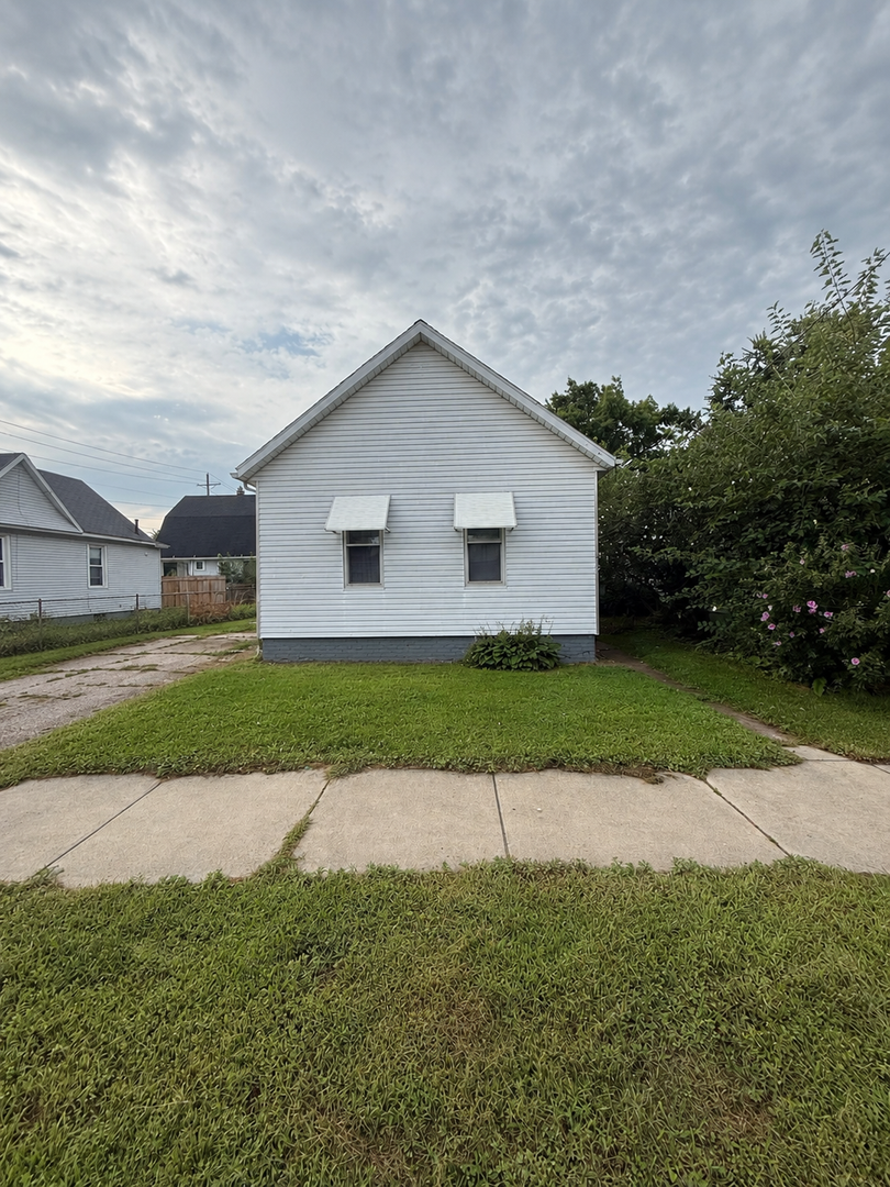 Toledo House: 1322 Idaho St