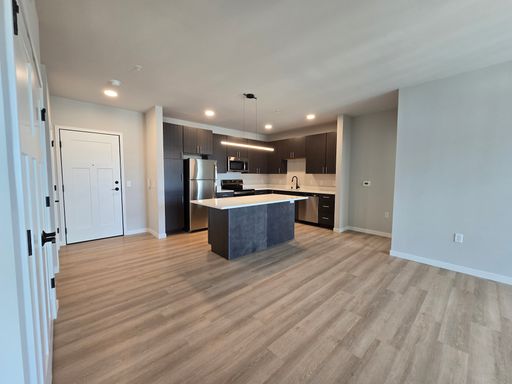 2 Bed, 2 Bath - Superior – photo 1