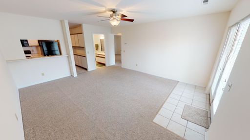 Two Bedroom Apartment Available – photo 1