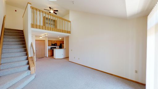 1 Bed + Loft, 1 Bath Remodeled – photo 1