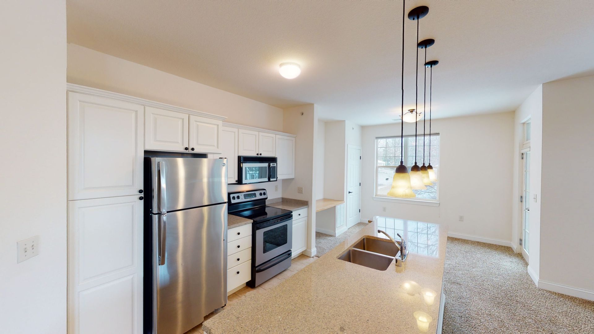 Delafield Apartment: 402 & 404 Genesee Street