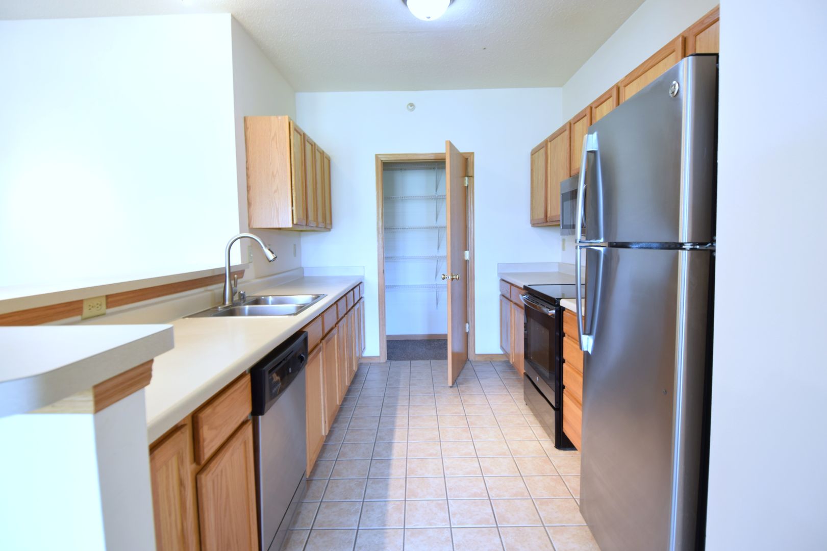 Madison Apartment: 8002 Starr Grass Drive