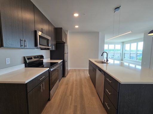 3 Bed, 2 Bath - Angel – photo 1