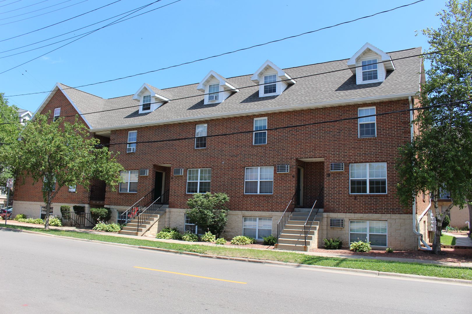 Madison Apartment: 53 North Mills Street