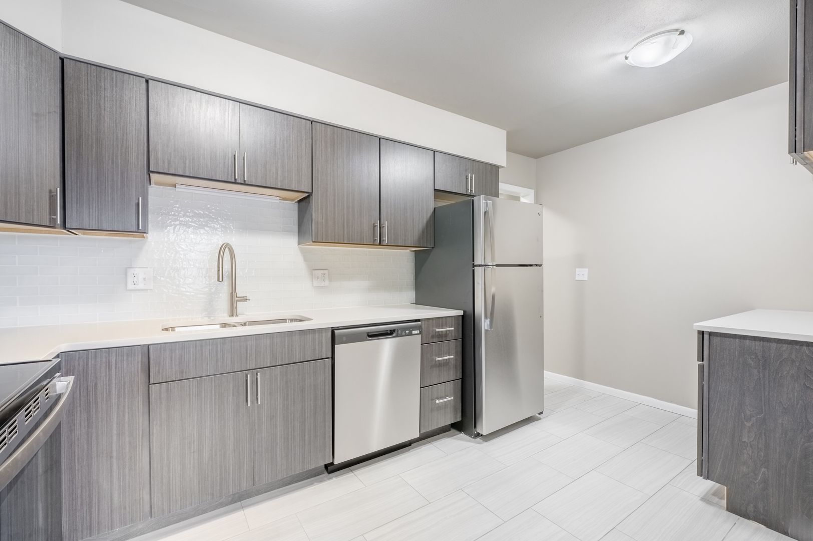 Madison Apartment: 3205 Stevens Street