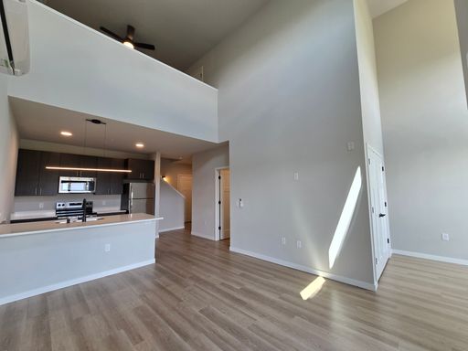 Loft + Den, 1 Bath - Twin – photo 1