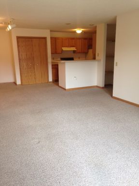 2 Bedroom, 2 Bathroom Available Now – photo 1