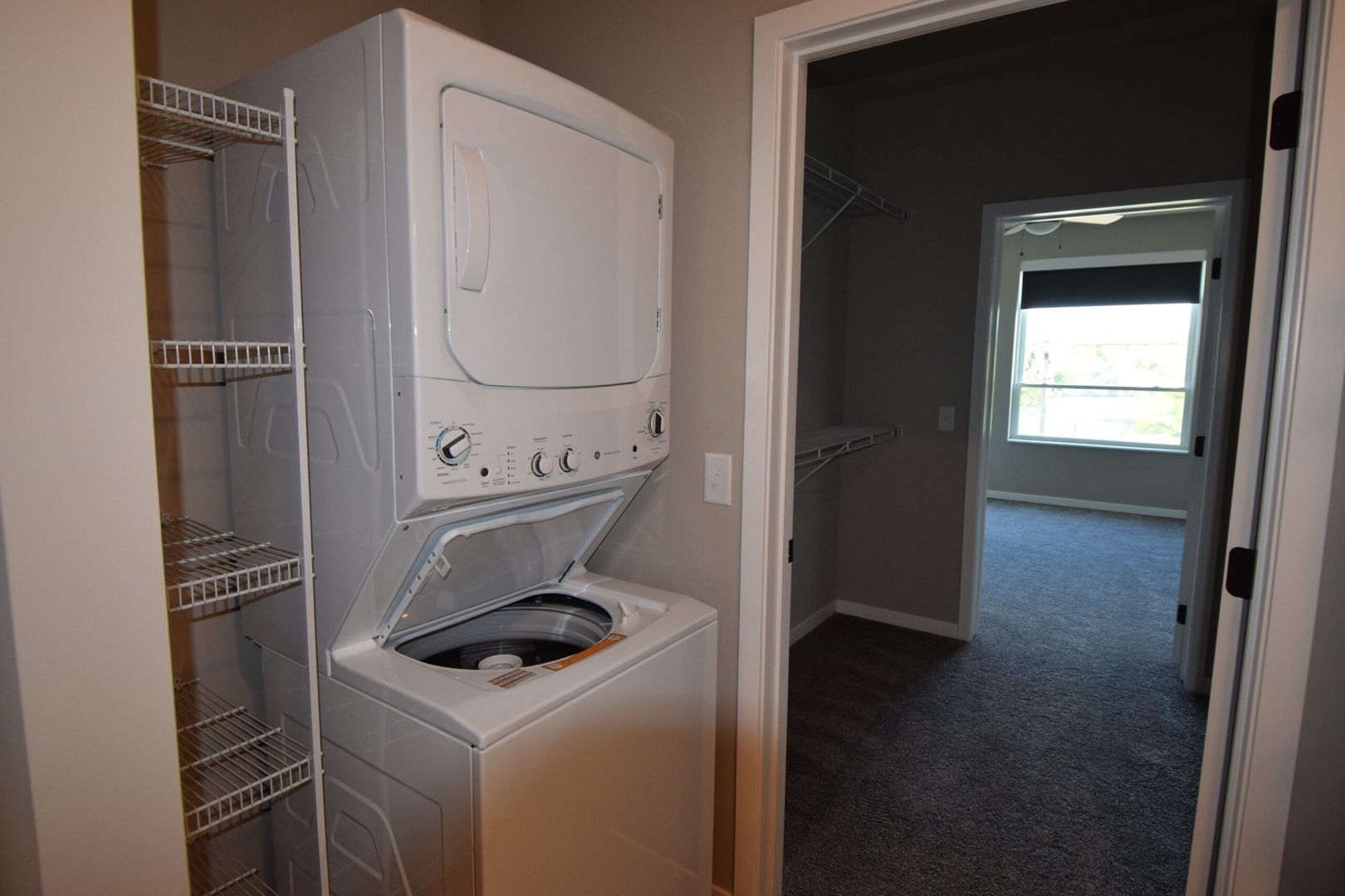 Madison Apartment: 5604 Schroeder Rd