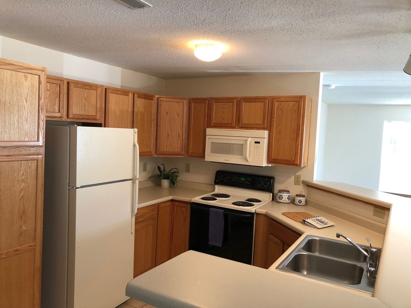 Madison Apartment: 8002 Starr Grass Drive