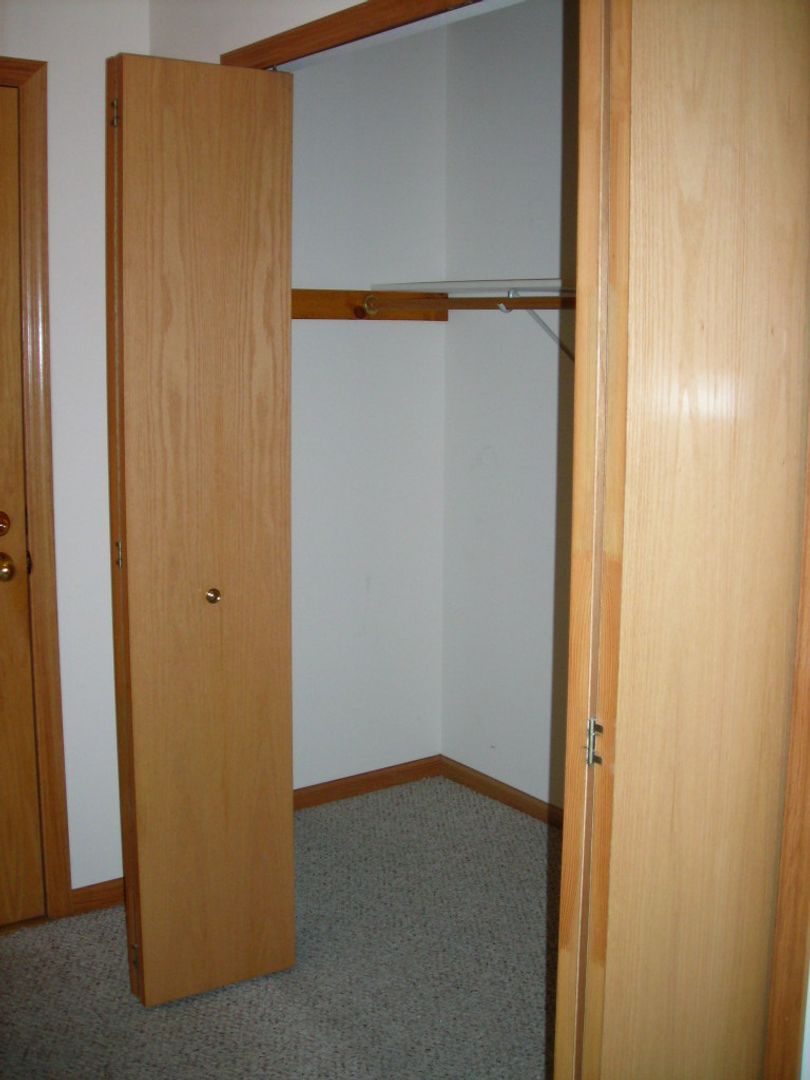 Fitchburg Apartment: 2892 Mickelson Parkway #100