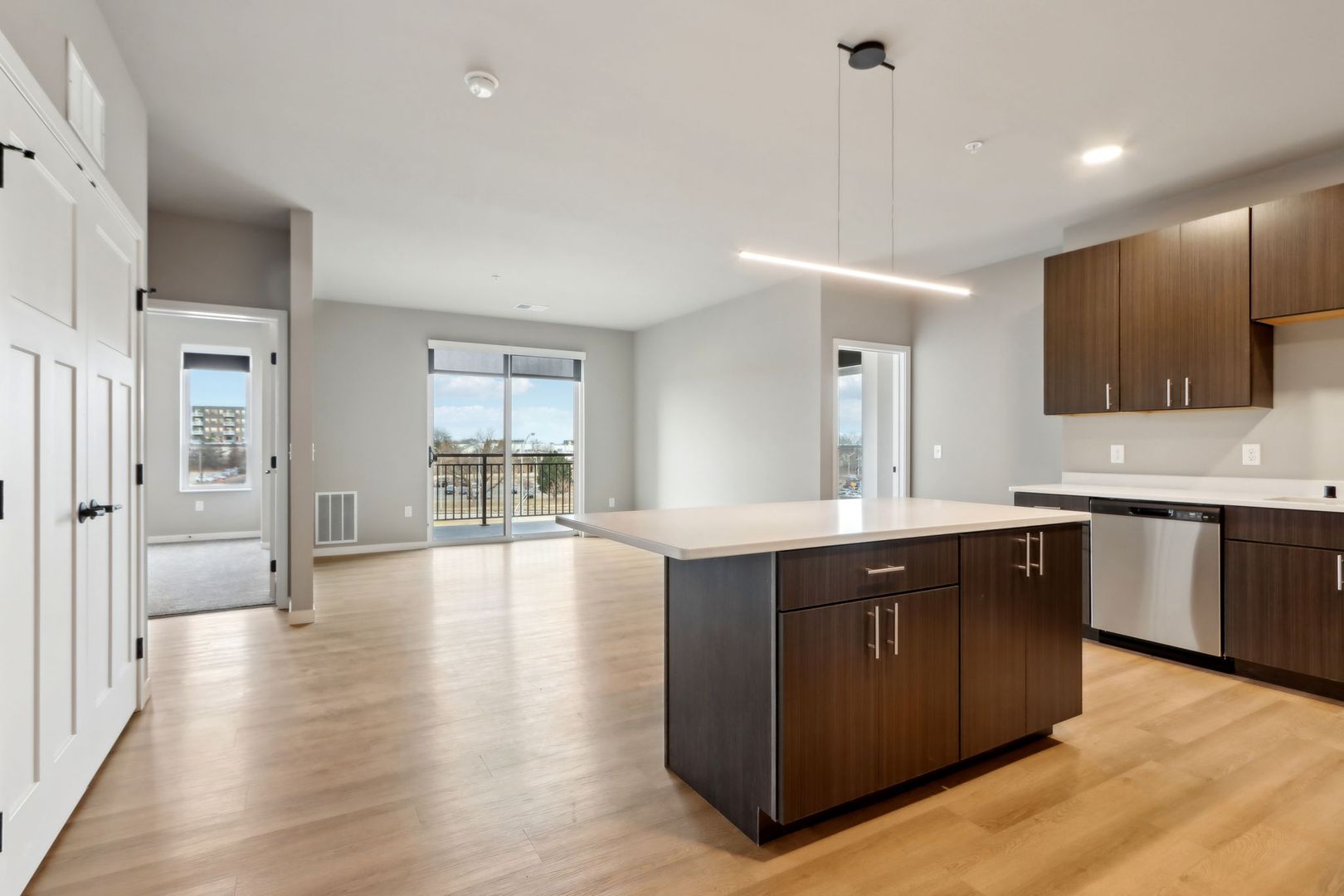 Madison Apartment: 5604 Schroeder Rd