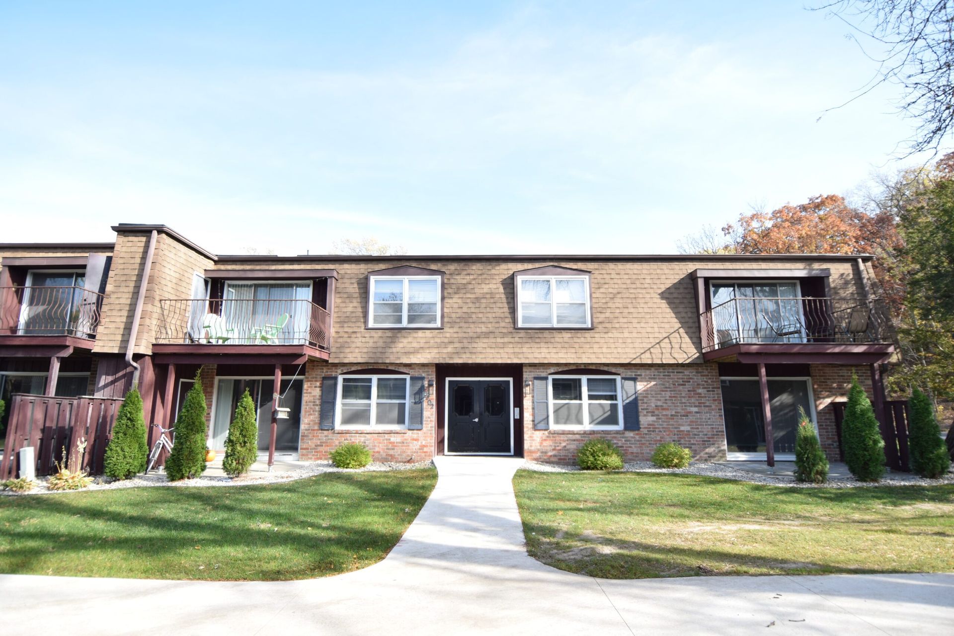 Madison Apartment: 3205 Stevens Street