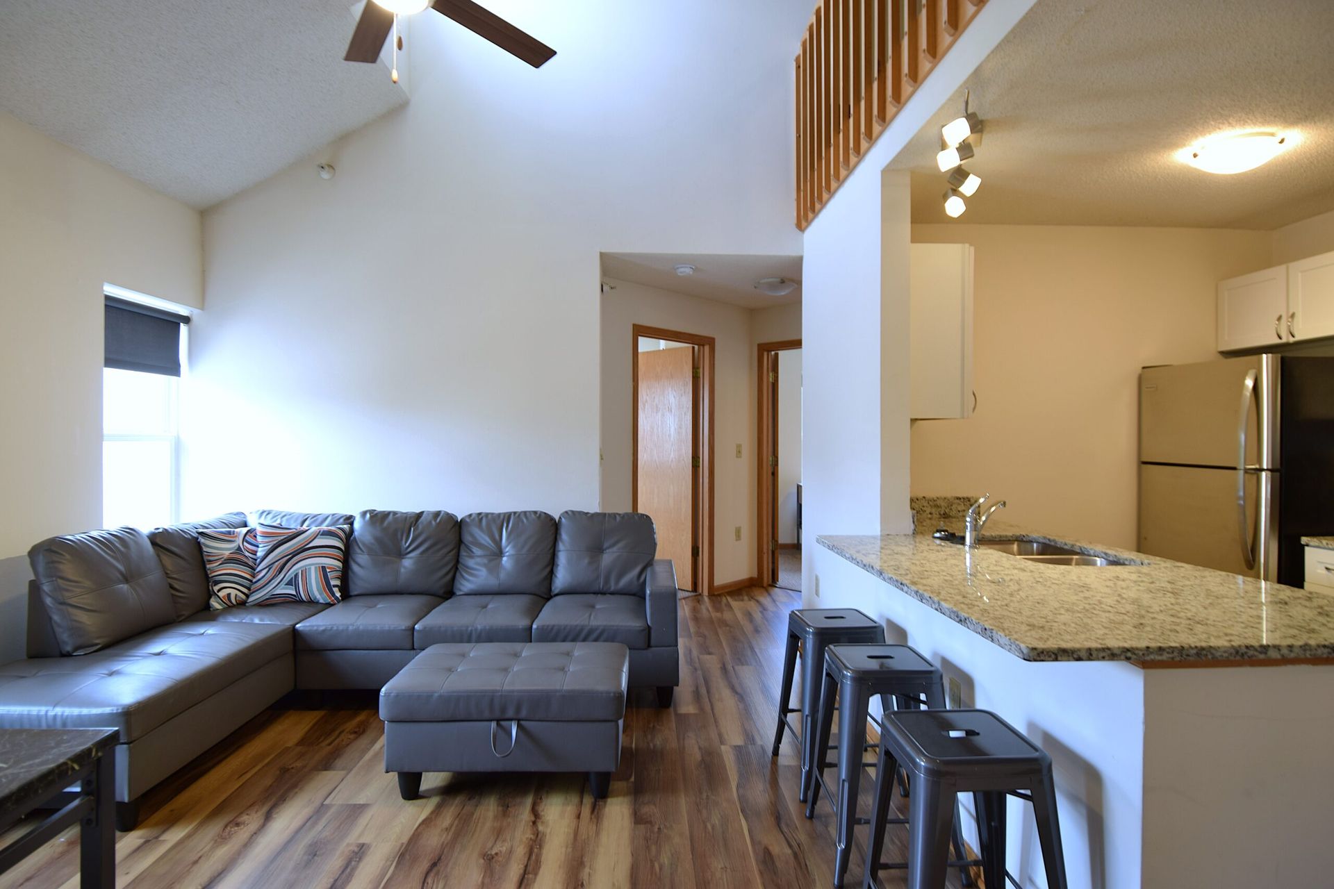 Madison Apartment: 9 Gerry Court