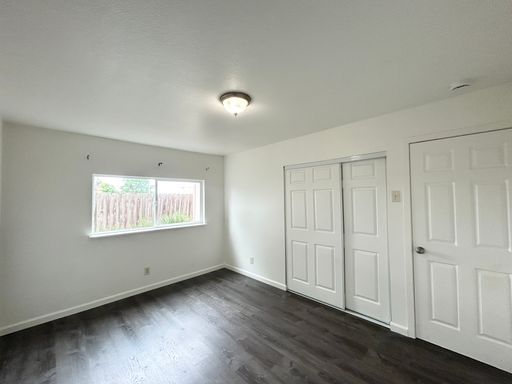 Spacious 3 BR/ 1 Bath Apartment in Downtown Richmond near Shopping - Public Transit – photo 1