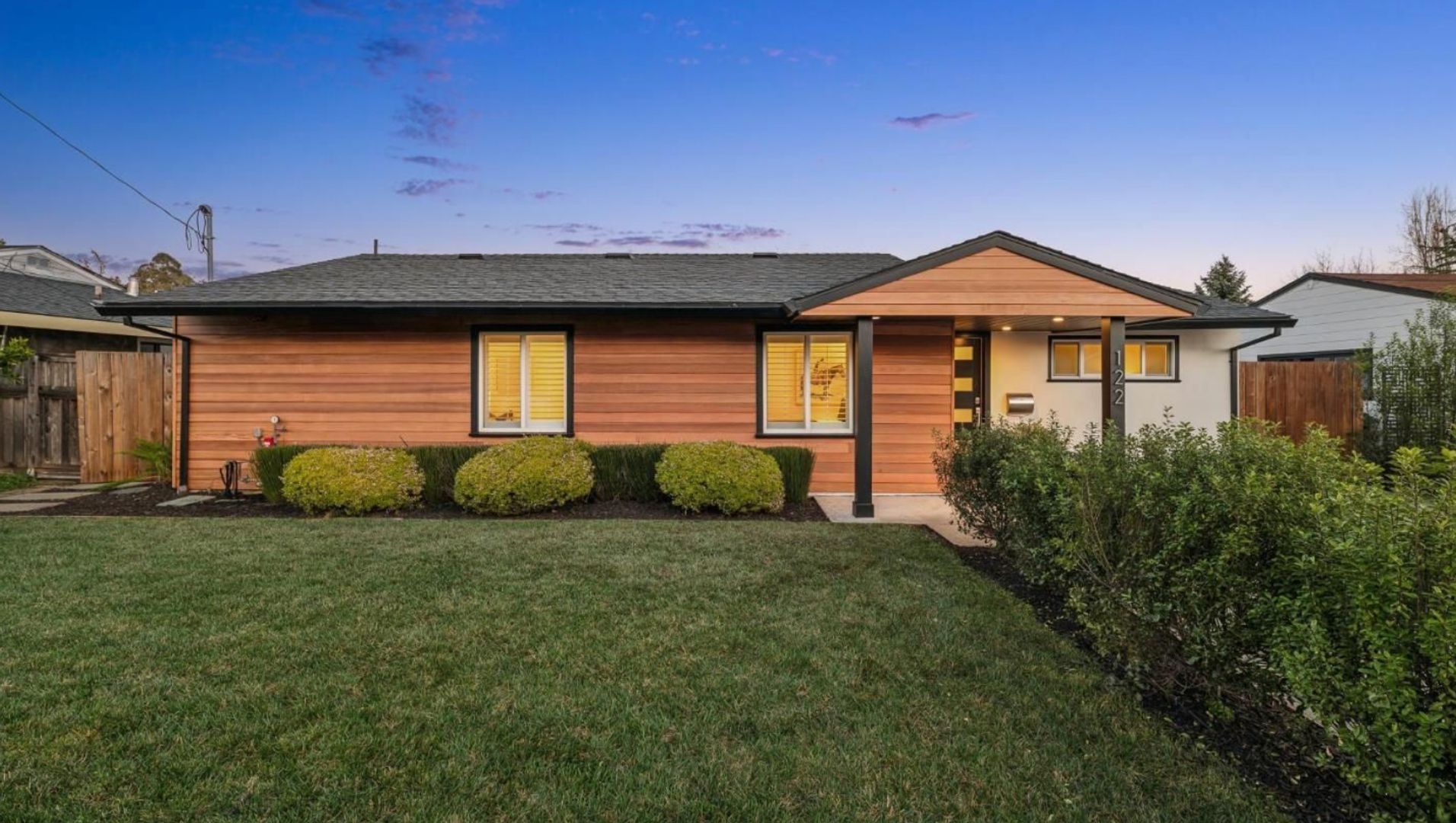 Tiburon House: 122 Blackfield Drive