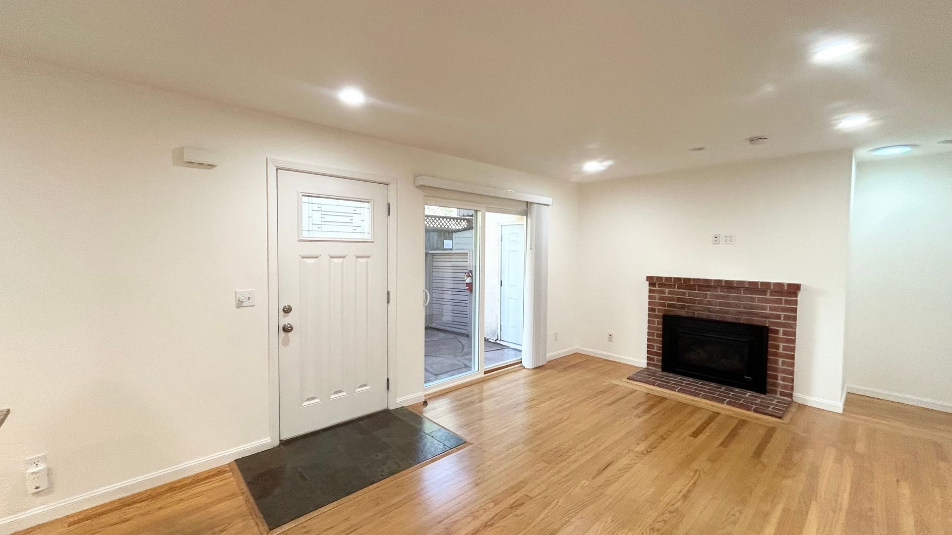 Berkeley Apartment: 1655-1661 Hopkins Street