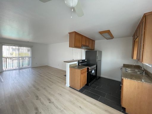 Remodeled 1 Bedroom in San Diego!! Water/Trash Included – photo 1