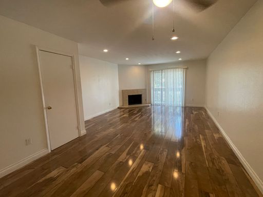 Completely Remodeled 3 Bedroom in San Diego!! Water/Trash Included – photo 1