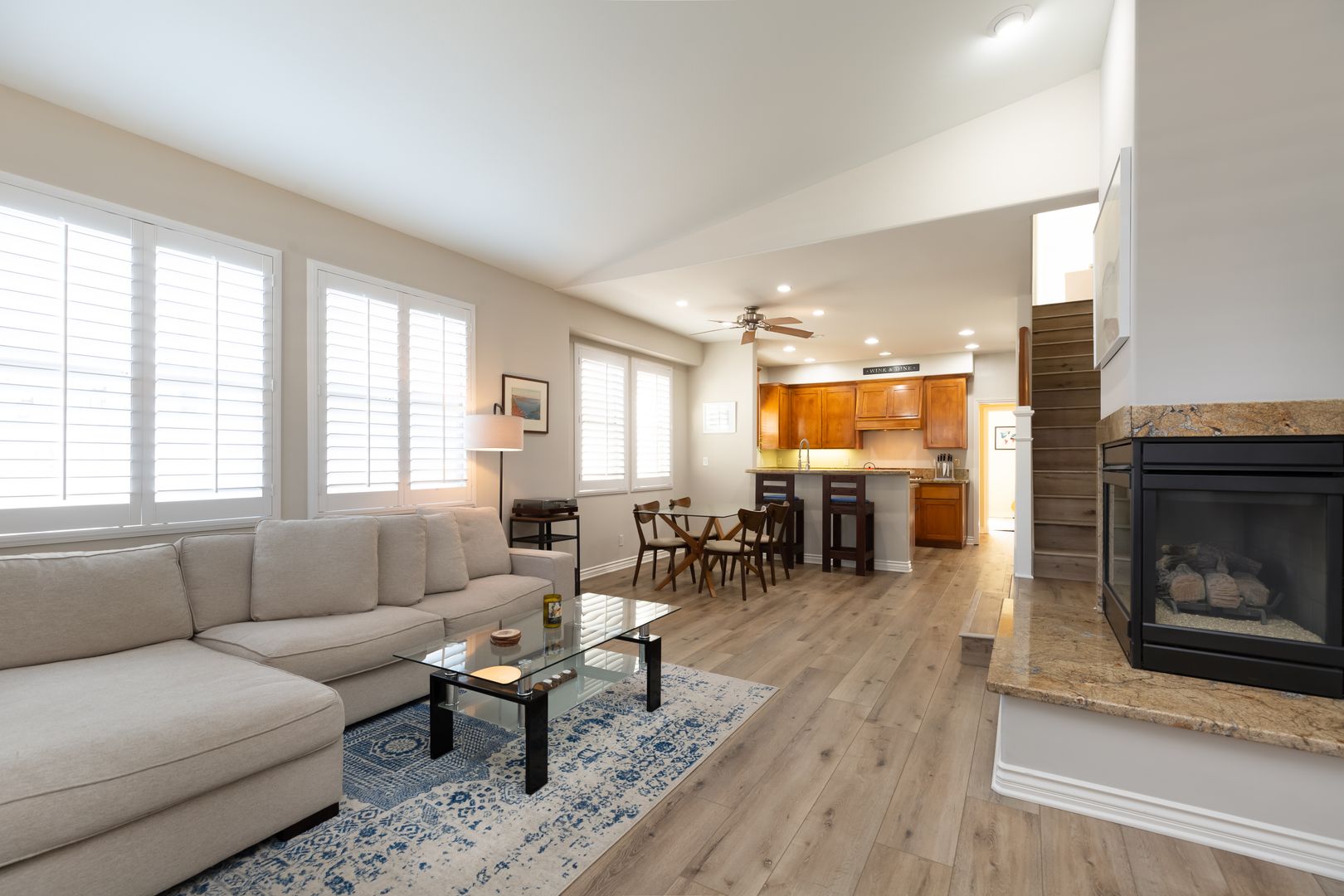 San Diego House: 4054 Albatross St