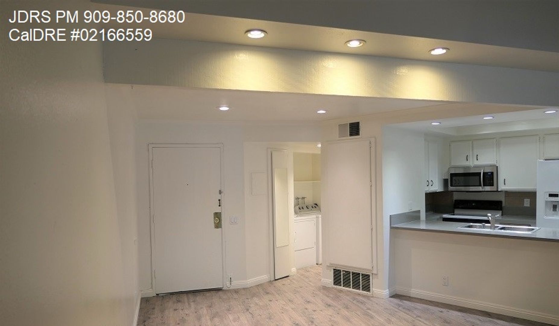 314 S. Prospector Road #19 2 of 8