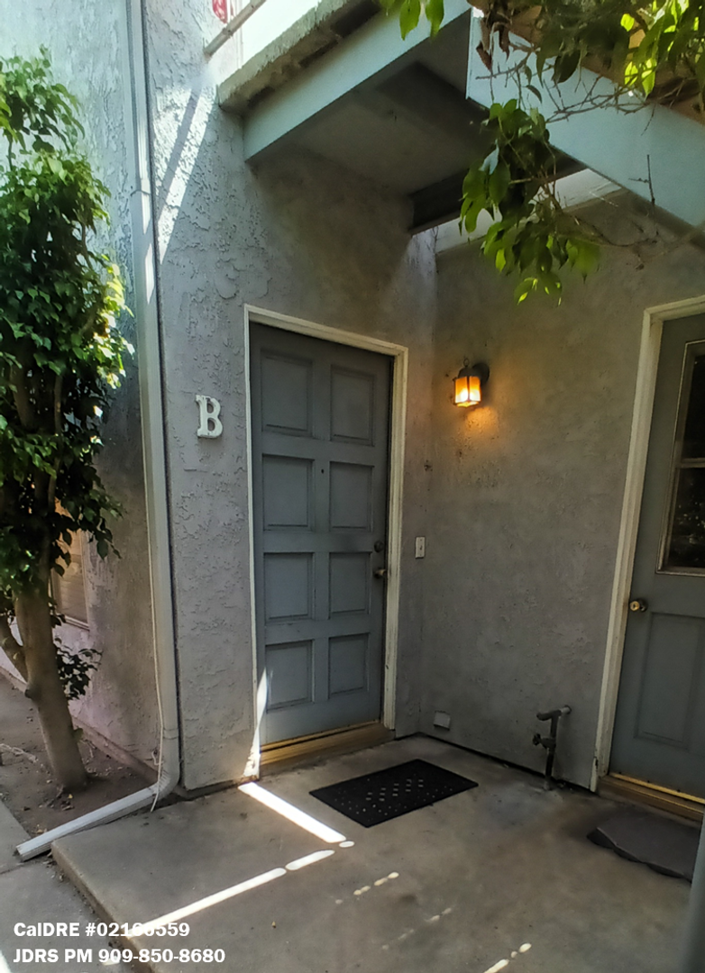 Arcadia House: 124 E. Colorado Blvd. #B