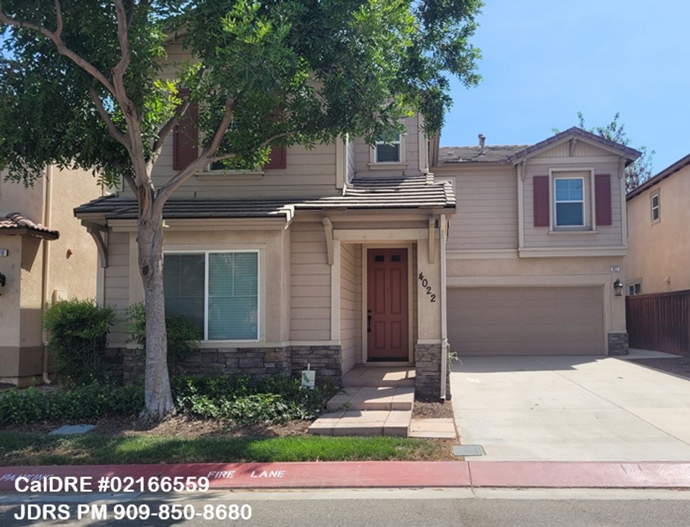Riverside House: 4022 Sutton Court