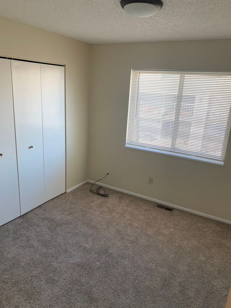 Colorado Springs Apartment: 3965 Centennial Blvd