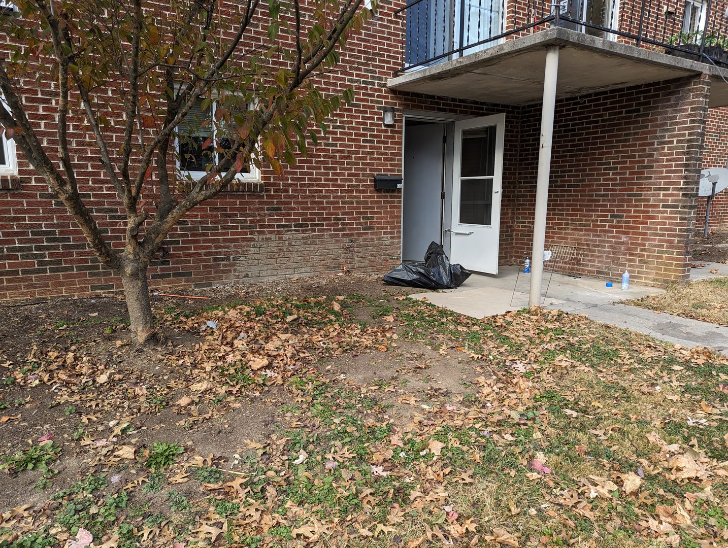 Blacksburg Apartment: 610-642 Lee St.