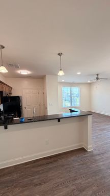 Get $400 Off Monthly Rent For Your First Lease Term! Brand New, Spacious 2BR/2BA Available Now! – photo 1