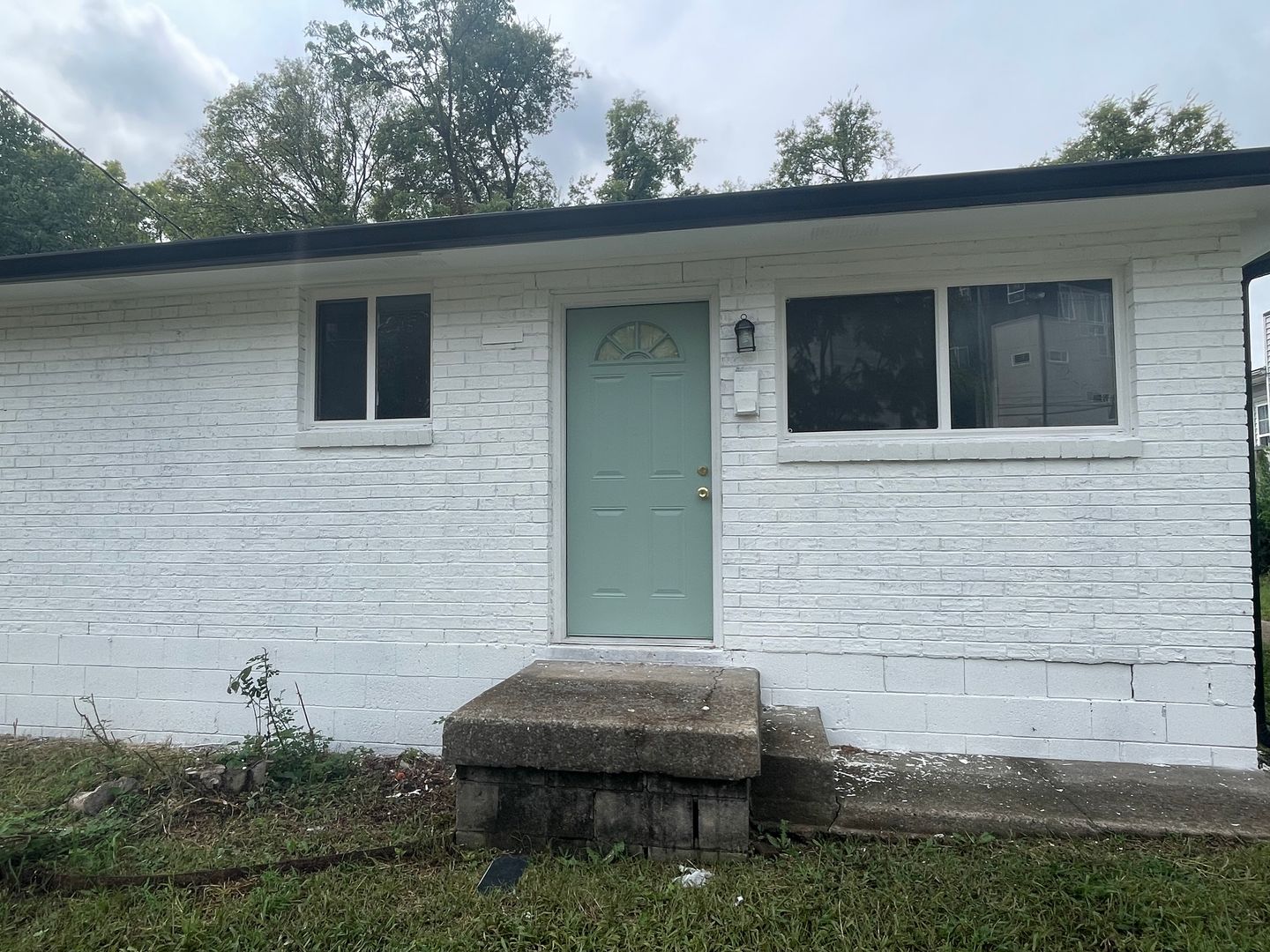 Nashville House: 1251 1st Ave S Unit A