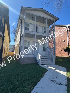 1911 Hermosa St Nashville, TN 37208 – photo 1