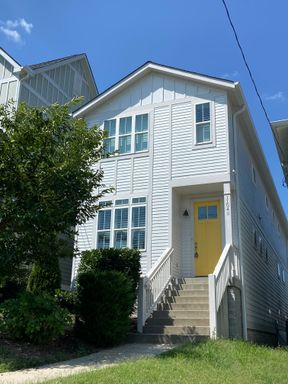 1104B W Grove Ave. Nashville, TN 37203 – photo 1