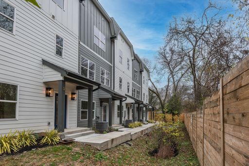Welcome to Your Stylish Haven in Vibrant East Nashville! – photo 1