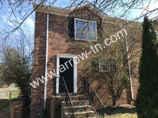 Great 2 Bed Townhome with 2.5 Baths and a Fenced Backyard! – photo 1