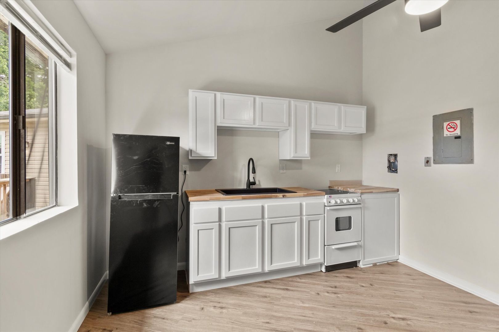 Huntsville Apartment: 3801 Triana Blvd