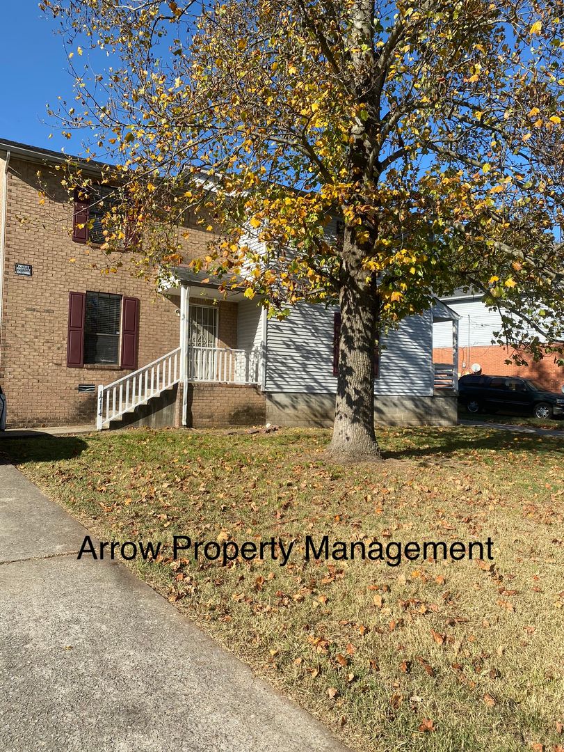 Nashville Townhome: 1714 Westchester Dr
